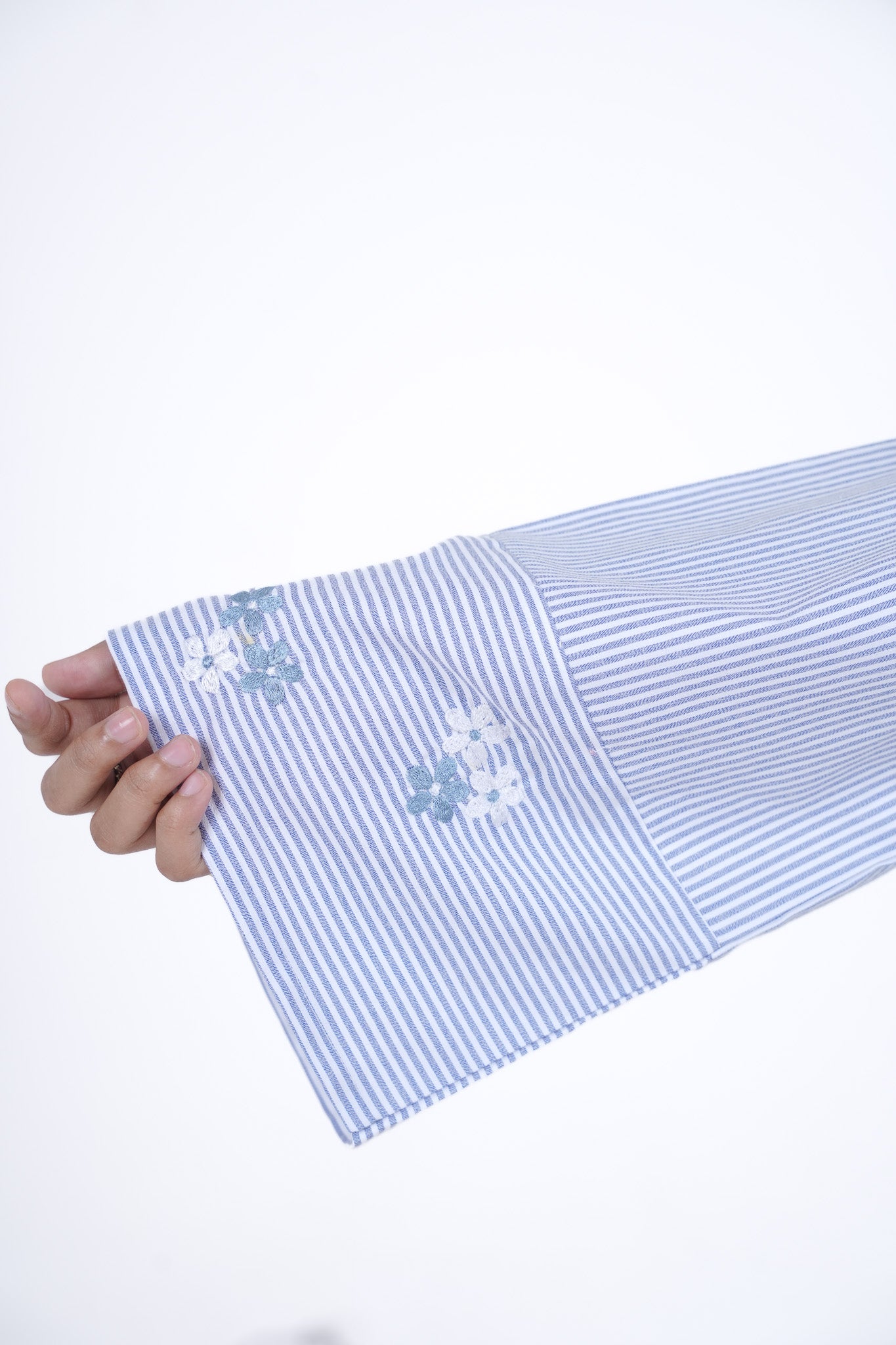 Bloom Embroidery Gown - Blue