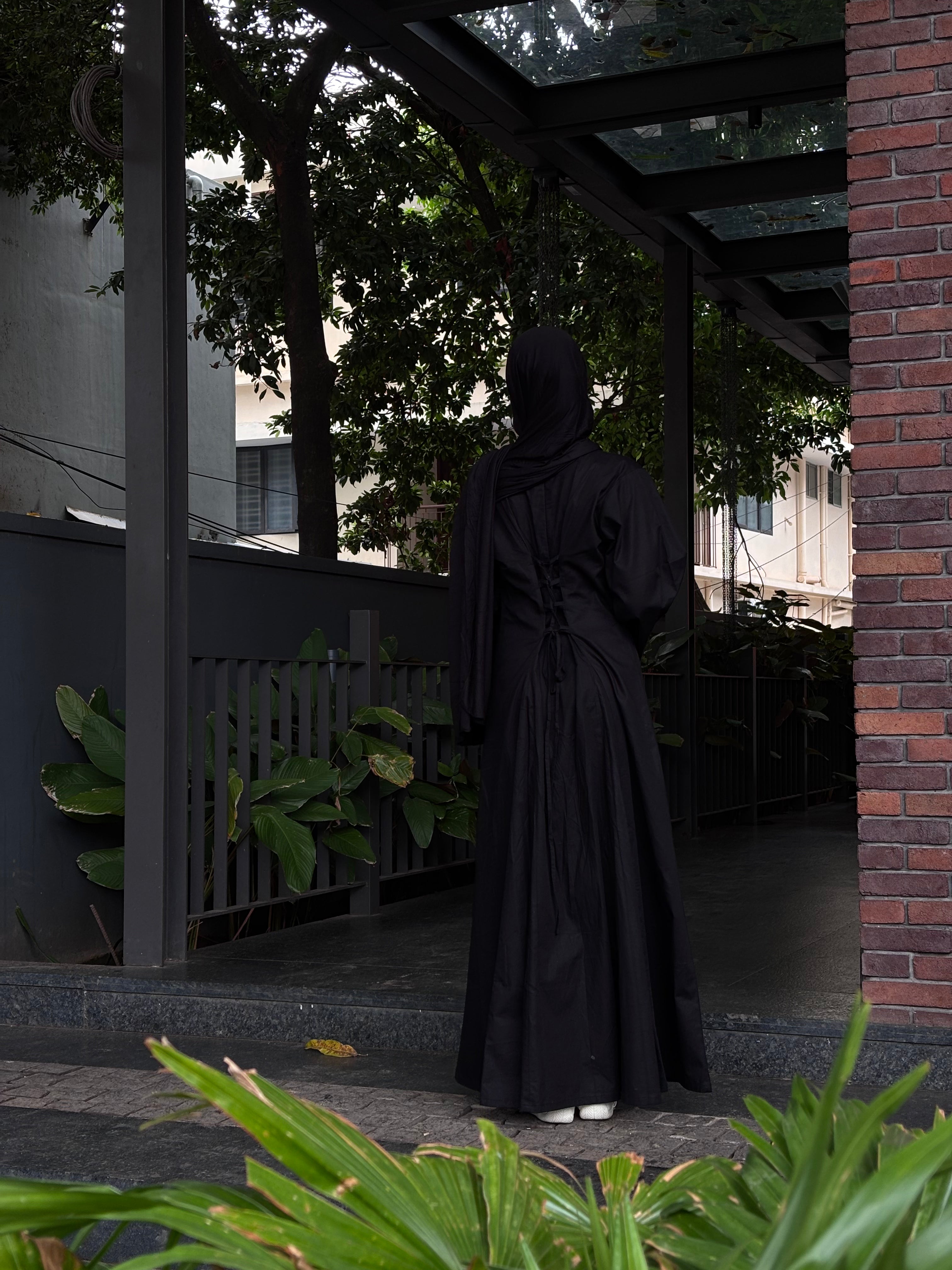 Modest Linen Corset - Black.